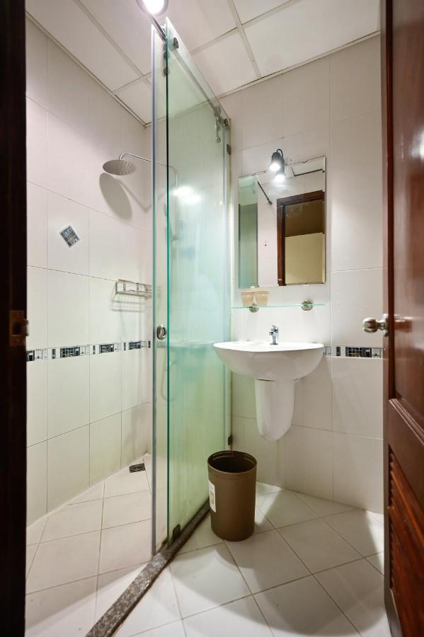 The Noble Swan Hotel New World Ho Chi Minh City Exterior photo
